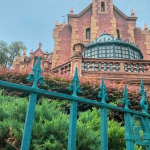 Meet your Posher, Whitney